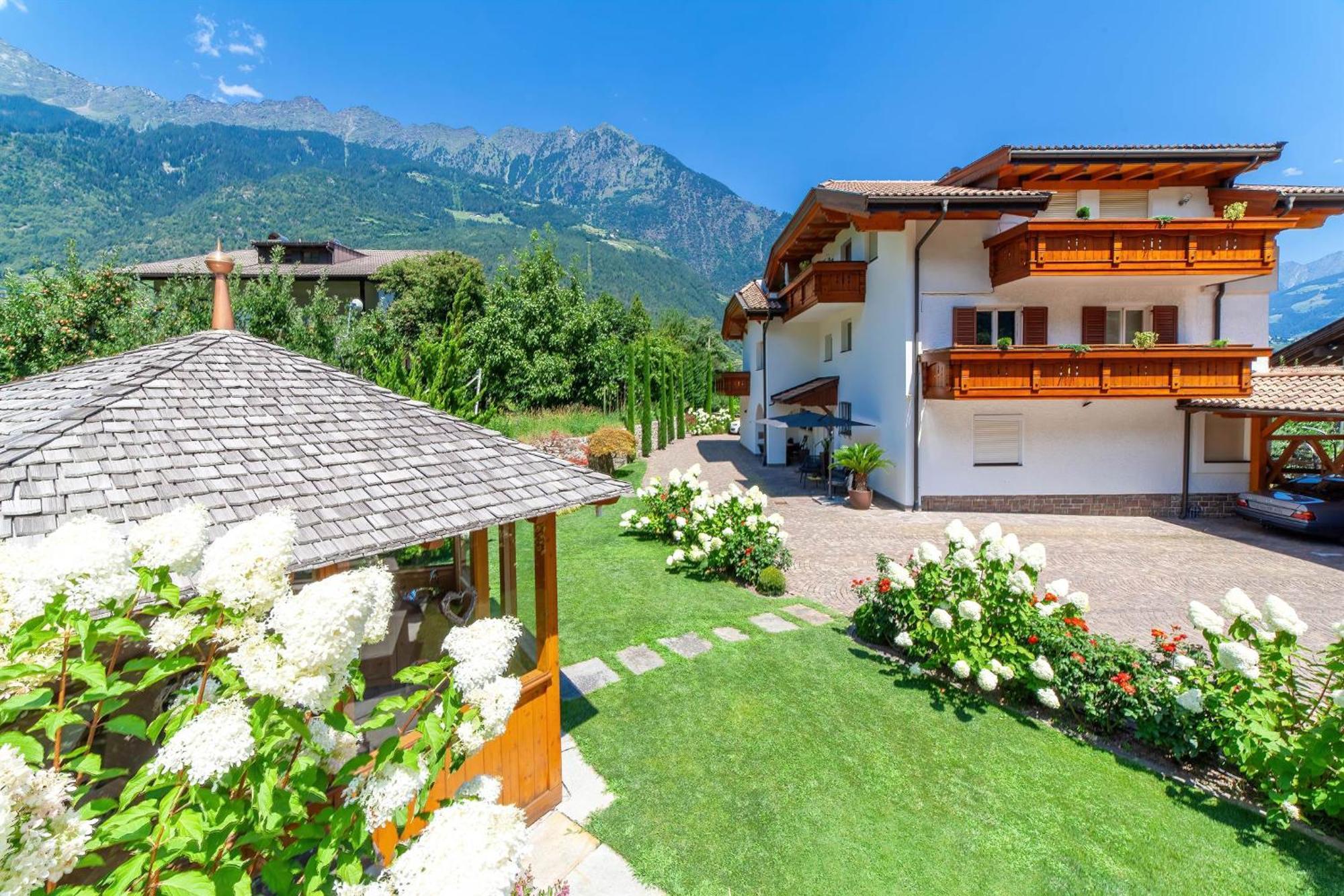 Appartementhaus Tratter Lagundo Exterior foto